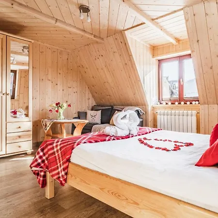 Goscinne Stara Strzecha Homestay *